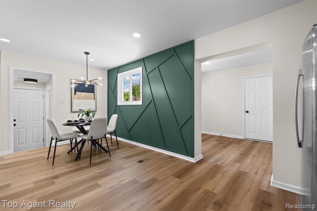17585 Faust Avenue, Detroit, MI 48219 — Photo 9