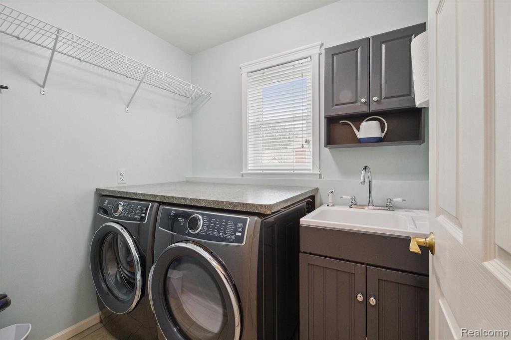40627 LENOX PARK Drive, Novi, MI 48377 — Photo 19