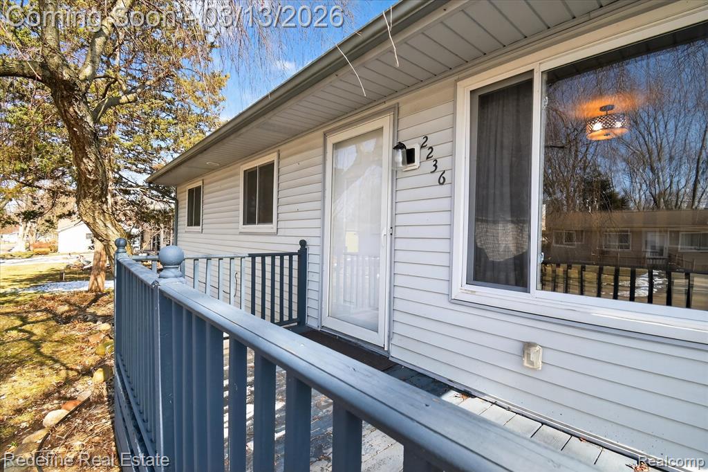2236 Mentone Street, Wolverine Lake, MI 48390 — Photo 4