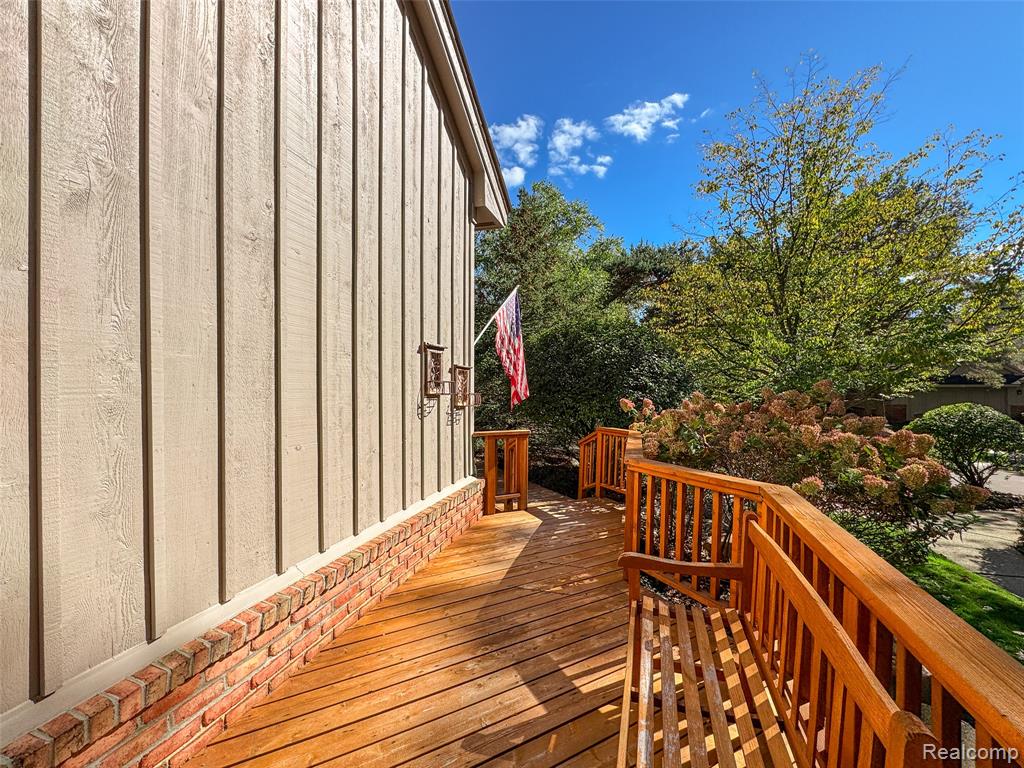 4832 Cliffside Drive, 21, West Bloomfield, MI 48323 — Photo 8