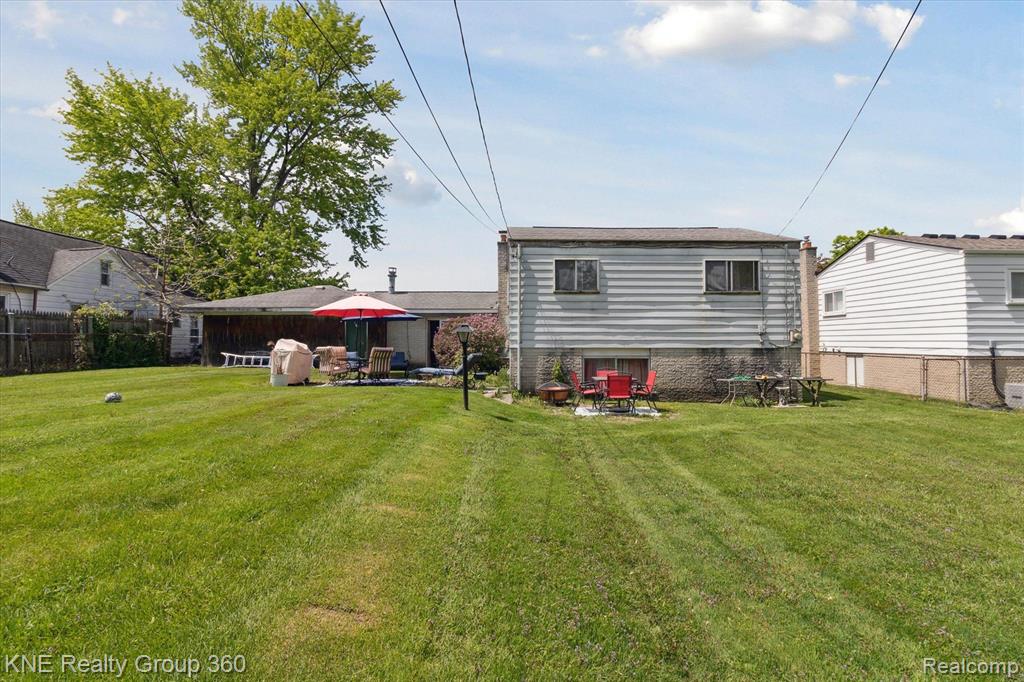 6074 NIGHTINGALE Street, Dearborn Heights, MI 48127 — Photo 37
