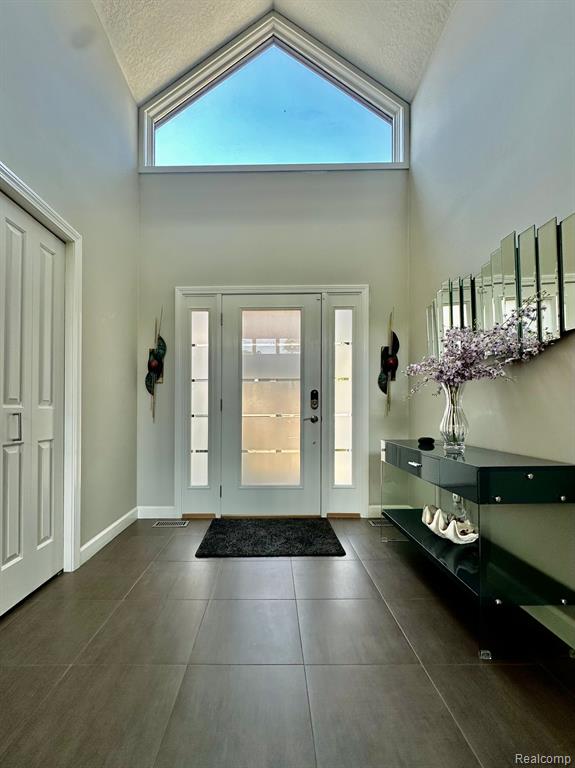4674 Cottonwood Drive, Ann Arbor, MI 48108 — Photo 7