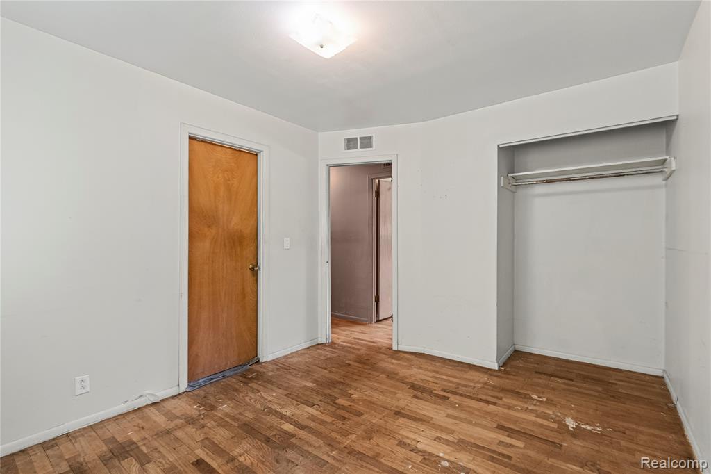 5428 Farmhill Road, Flint, MI 48505 — Photo 24