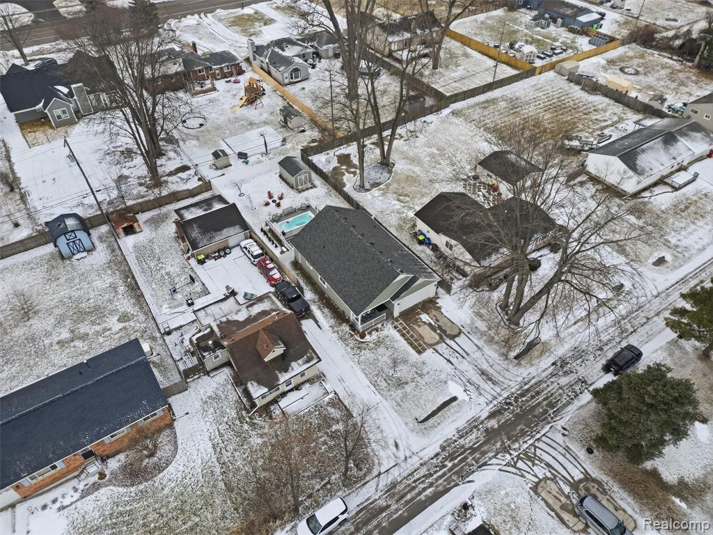 26450 Beamer Street, Harrison Township, MI — Photo 43