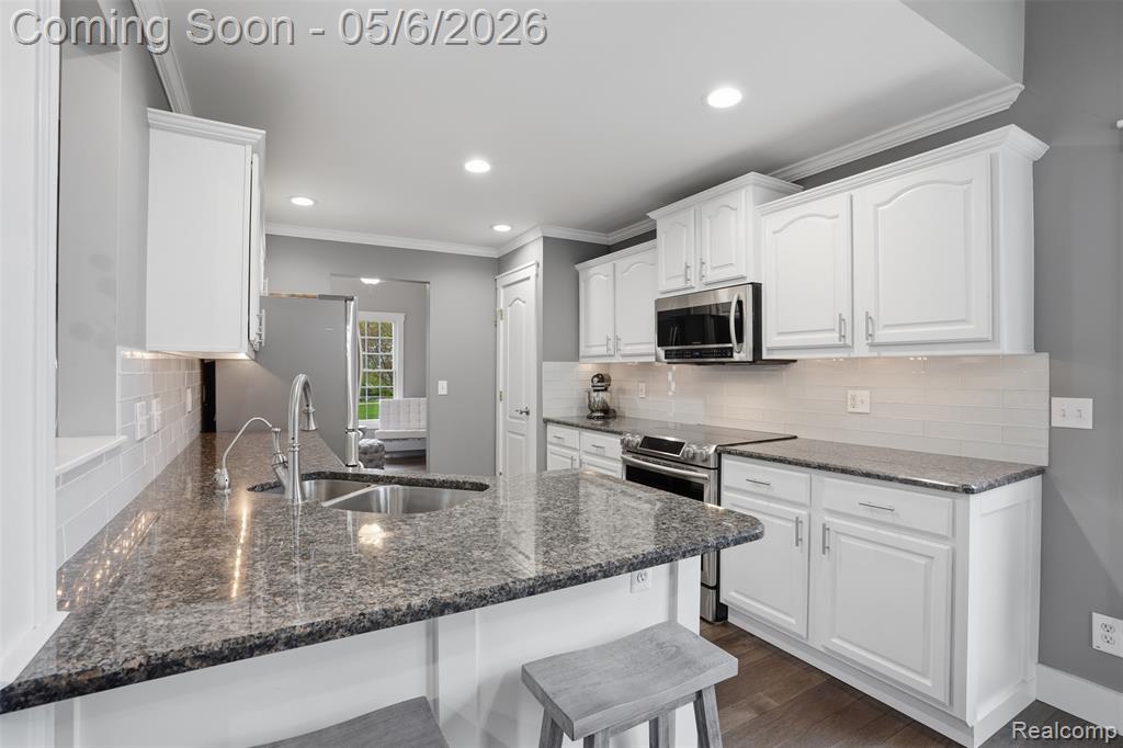 9648 Mohican Court, Pinckney, MI 48169 — Photo 14