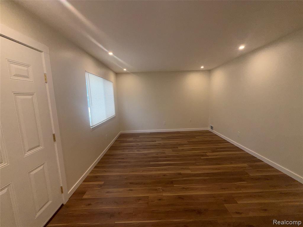 7643 Rivard Avenue, Warren, MI 48091 — Photo 14