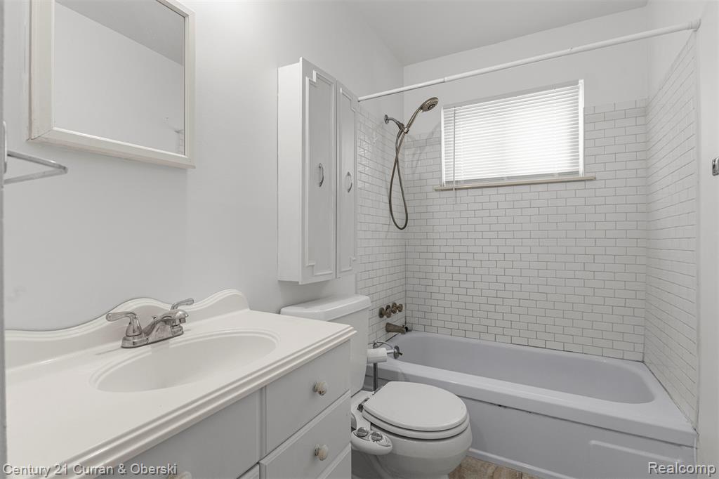 4994 Campbell Street, Dearborn Heights, MI 48125 — Photo 20