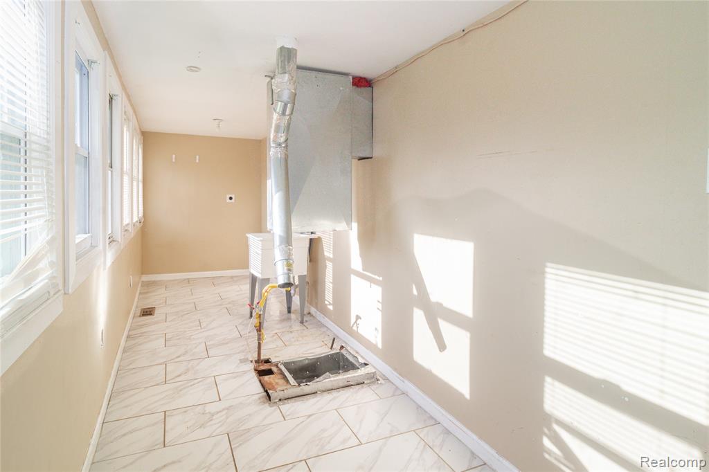 6444 Ashton Avenue, Detroit, MI 48228 — Photo 13