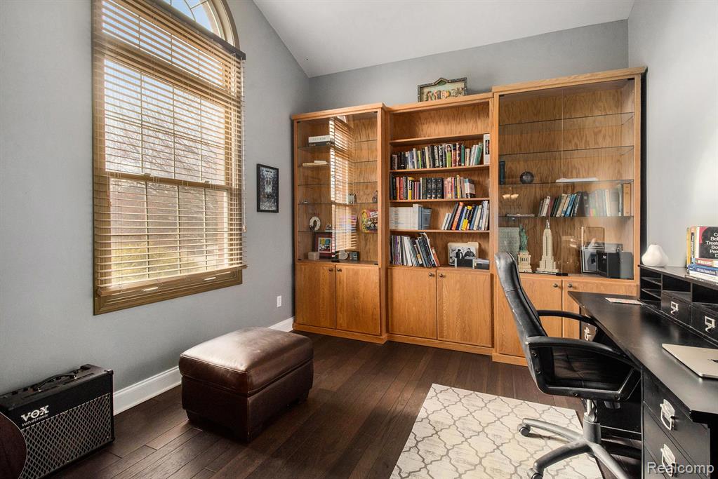 6829 Woodcrest Ridge, Clarkston, MI — Photo 20