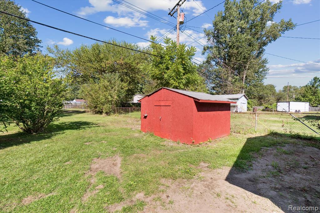 21832 Fenster Street, Sumpter, MI 48111 — Photo 41