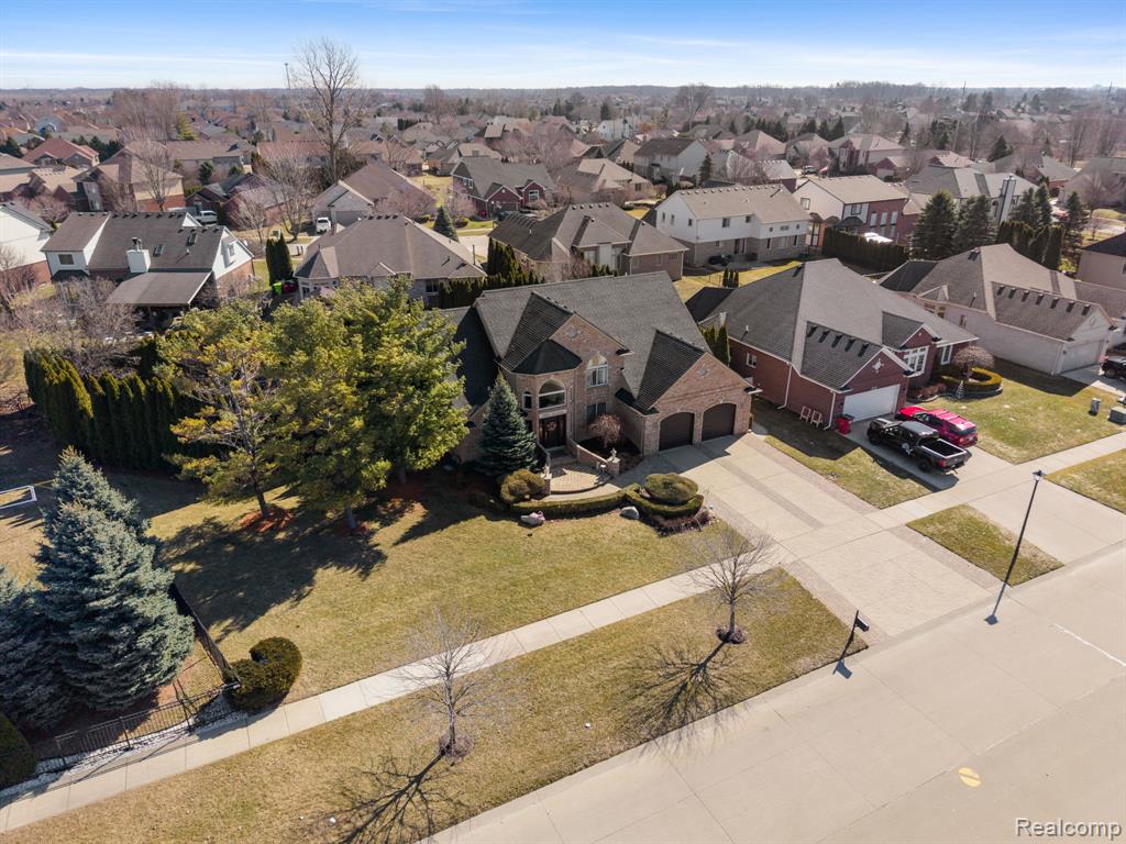 51246 Woodside Drive, Macomb, MI 48042 — Photo 46