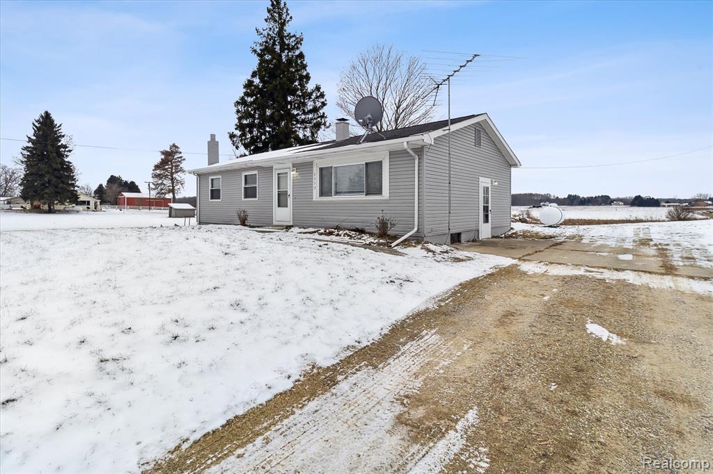 3552 BISHOP Road, Dryden, MI 48428 — Photo 4