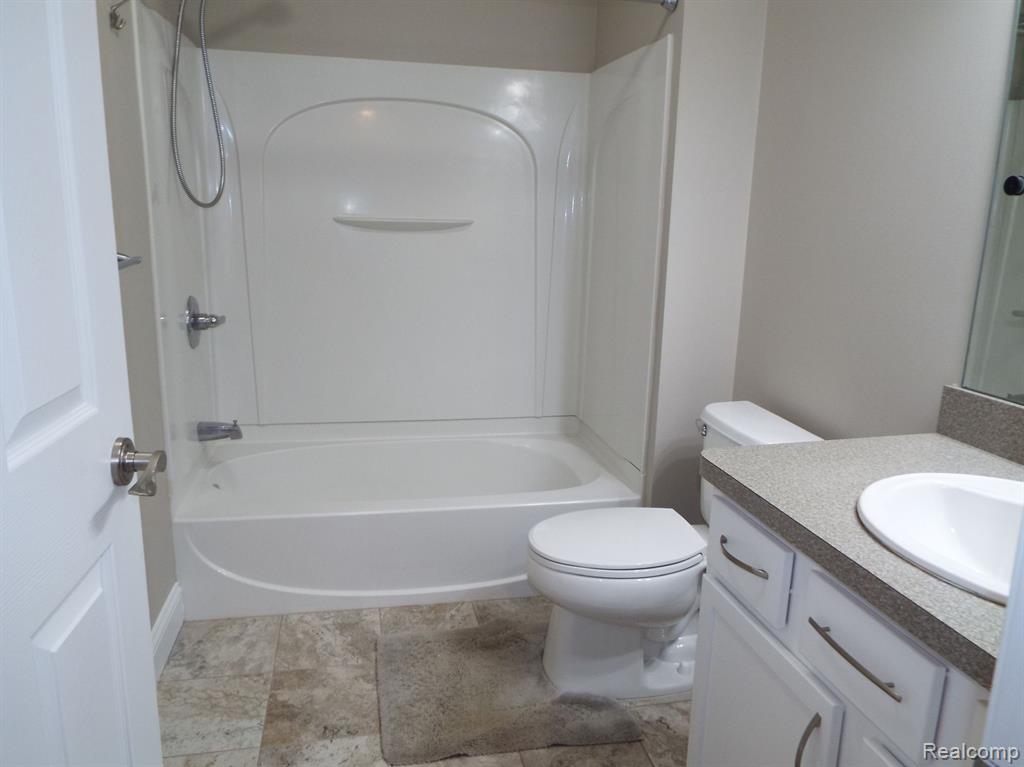 4202 TEAL Lane, Walled Lake, MI 48390 — Photo 21