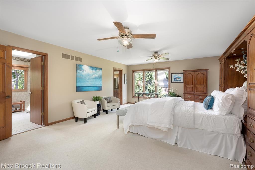 885 Timberline Drive, Rochester Hills, MI 48309 — Photo 38