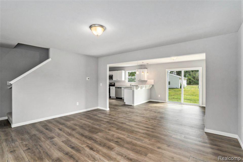 4421 Springmeadow Court, Burton, MI 48519 — Photo 3