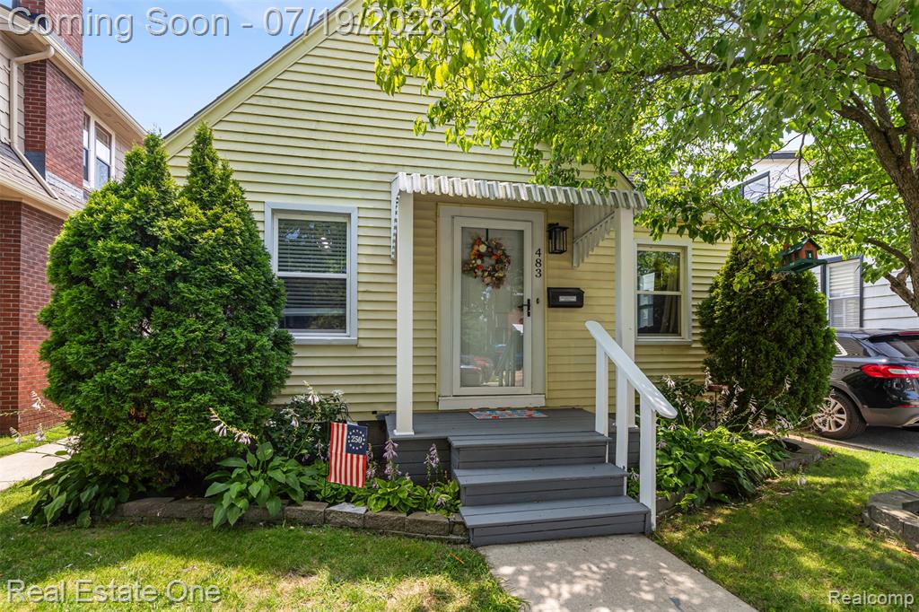 483 Kings Highway, Wyandotte, MI 48192 — Photo 2