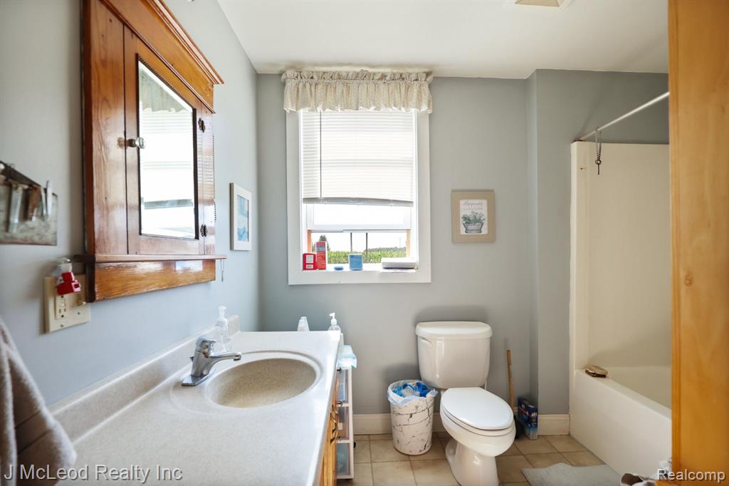 9050 Van Cleve Road, Vassar, MI 48768 — Photo 19
