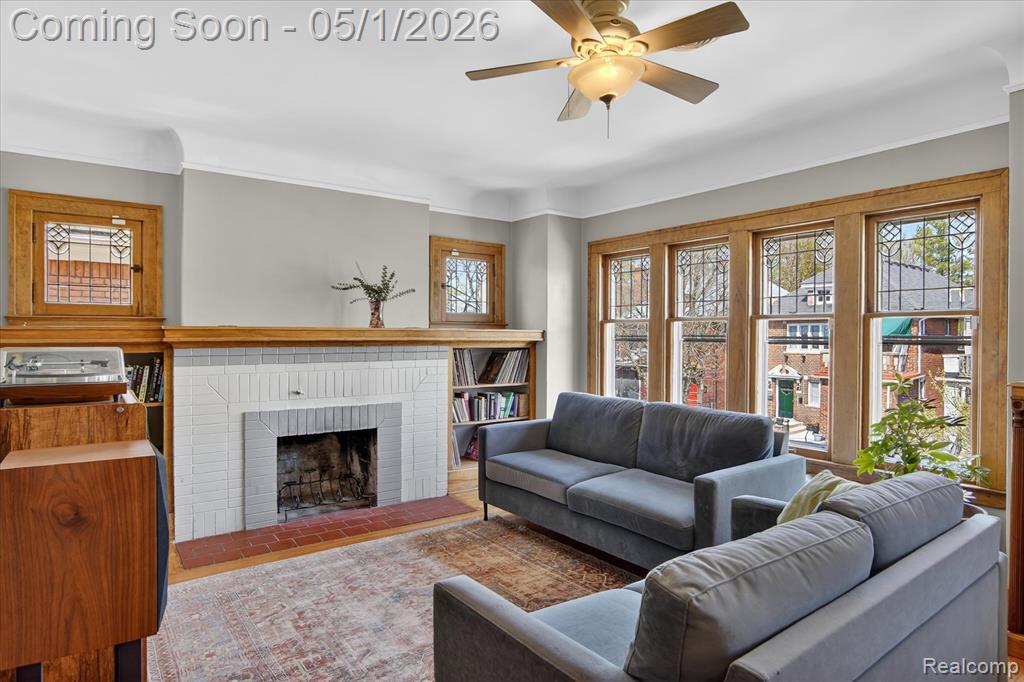 925 Nottingham, Grosse Pointe Park, MI 48230 — Photo 12