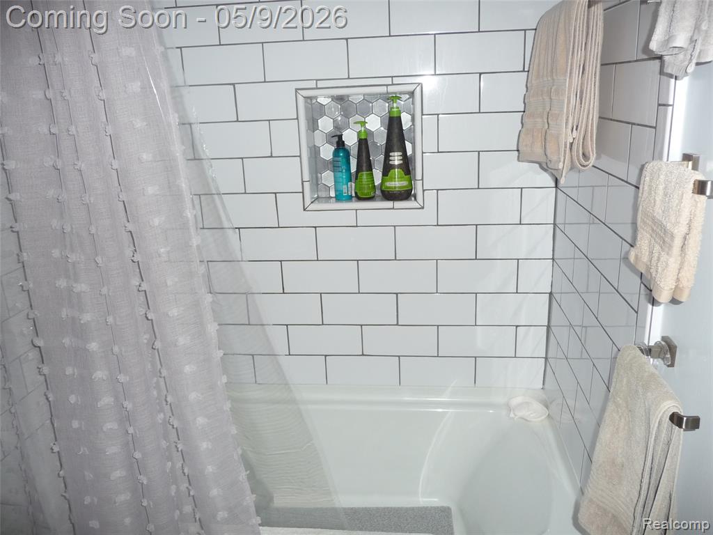 17360 Westmoreland Road, Detroit, MI 48219 — Photo 31
