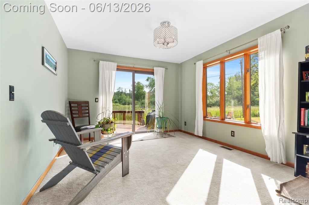 6186 Crane Road, Ypsilanti, MI 48197 — Photo 9