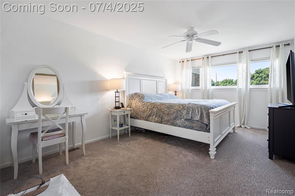 938 Brookwood Lane E, Rochester, MI 48309 — Photo 19