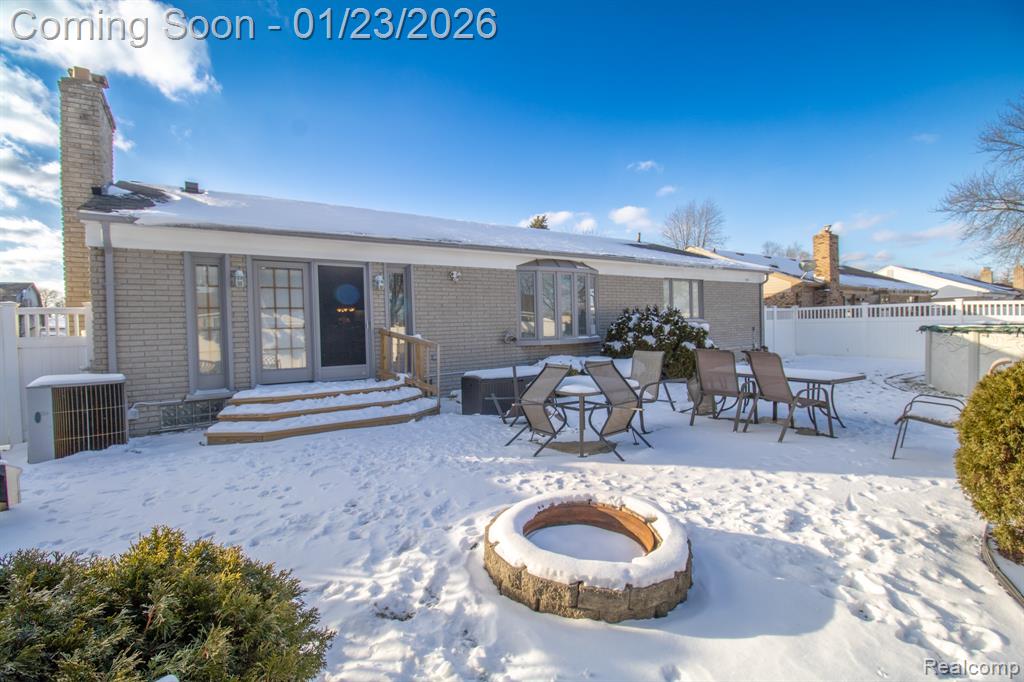 11367 Suffolk Drive, Southgate, MI 48195 — Photo 42