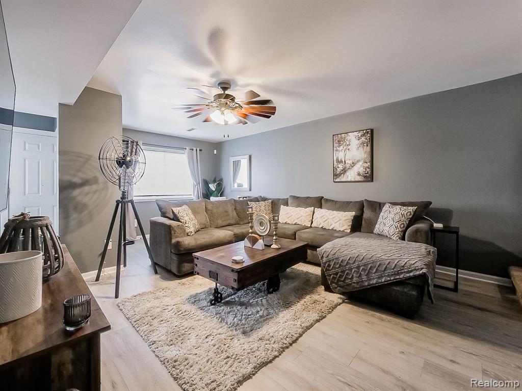 16515 TERRACE VILLAGE Drive, Taylor, MI 48180 — Photo 3