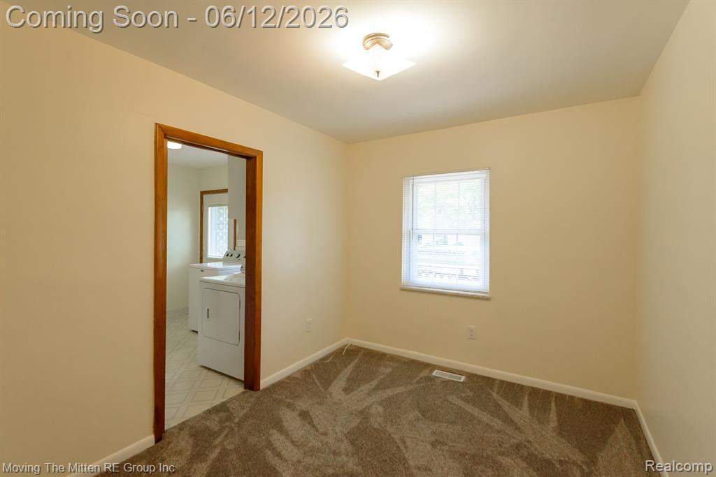 35382 Eldon Drive, Rockwood, MI — Photo 17