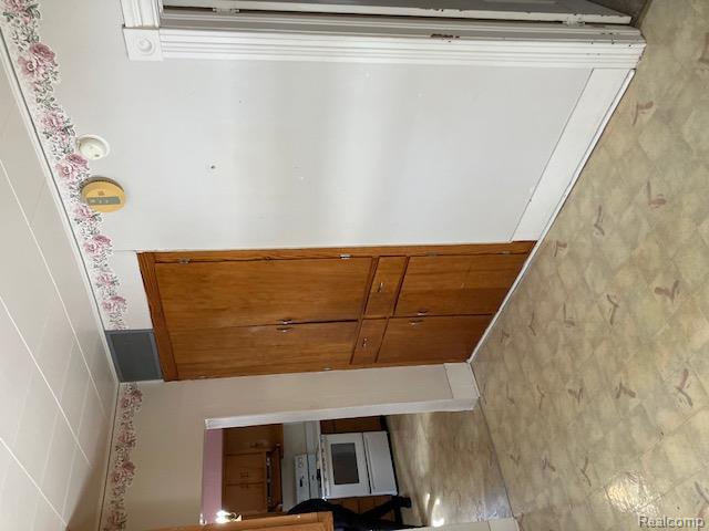 52 Carrington Street, Harbor Beach, MI 48441 — Photo 11