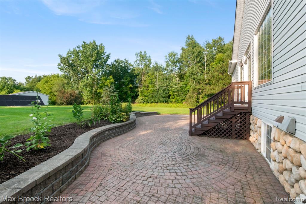 2165 Oakwood Road, Ortonville, MI 48462 — Photo 47