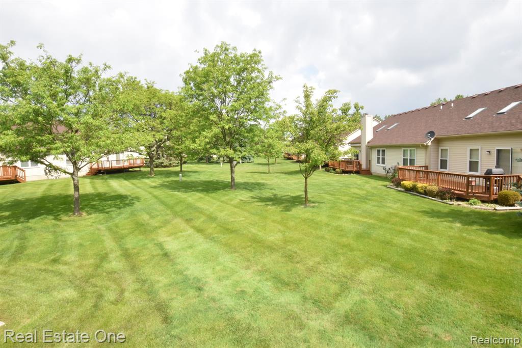 2117 OAKBROOK Boulevard, Walled Lake, MI 48390 — Photo 7