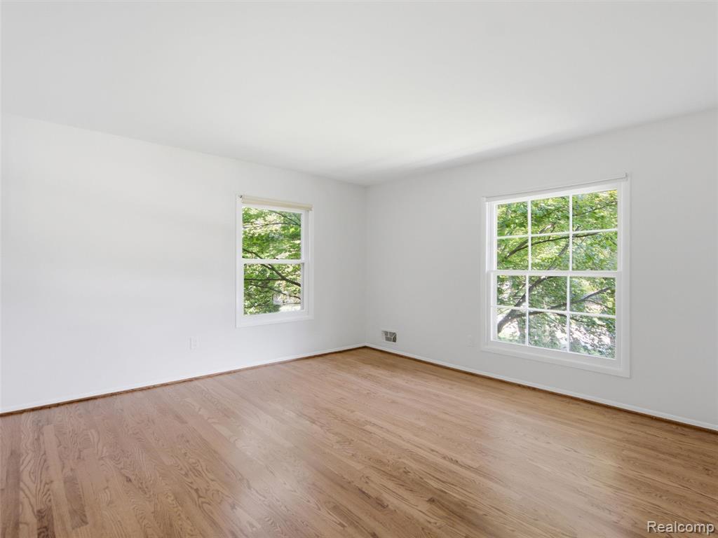 4367 Yorktown Drive, West Bloomfield, MI 48323 — Photo 36