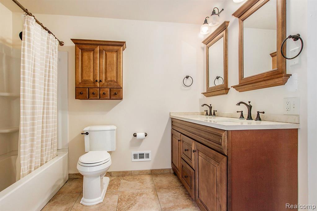 9001 Bergin Road, Howell, MI 48843 — Photo 27
