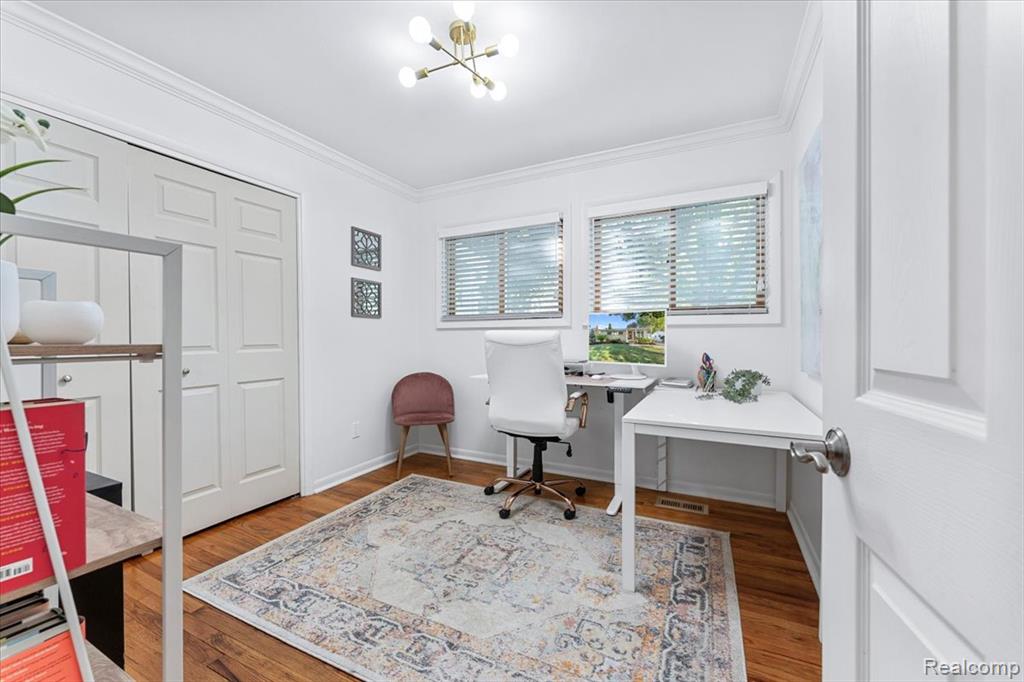 500 Provincetown Lane, Plymouth, MI 48170 — Photo 16