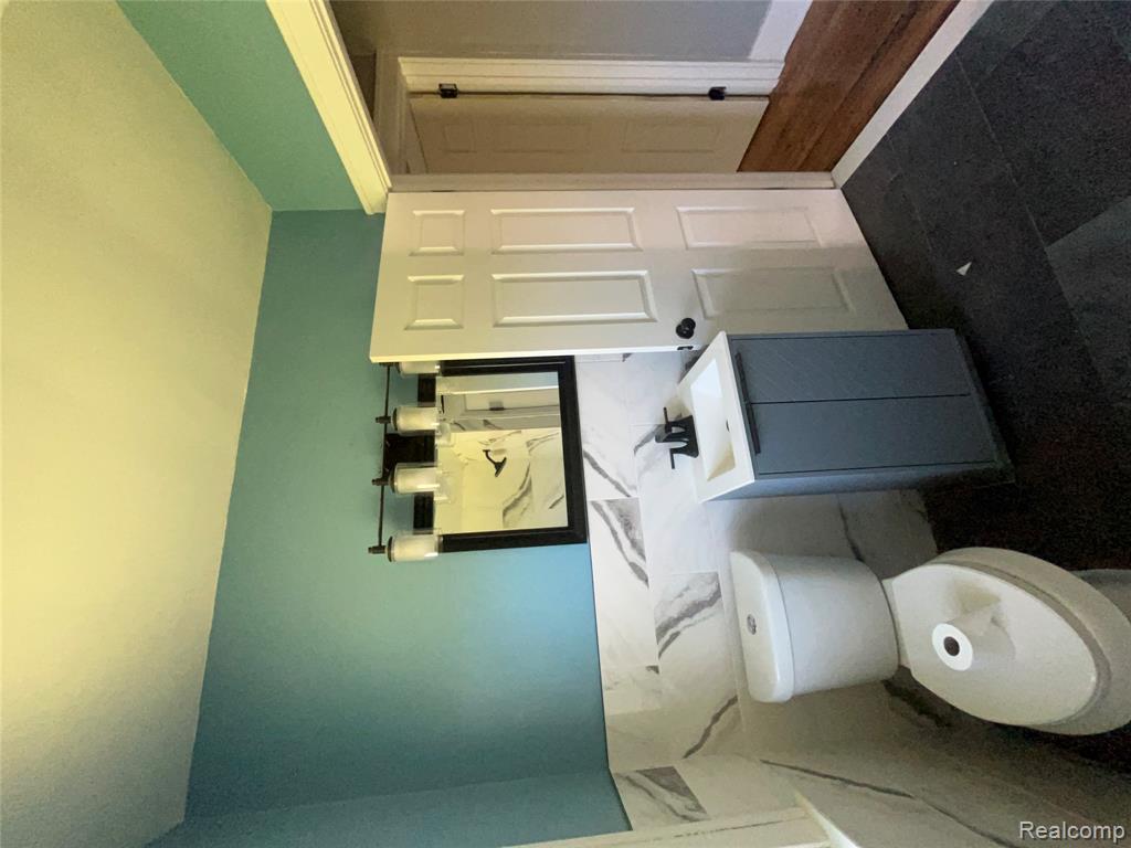 15730 Winthrop, Detroit, MI 48227 — Photo 13