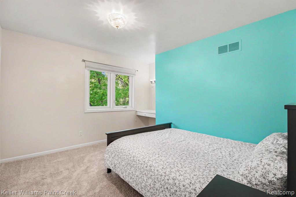 1091 American Elm Street, Lake Orion, MI — Photo 16