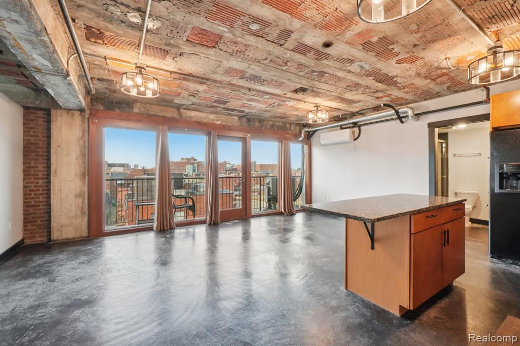 2915 John R Street - Photo 4