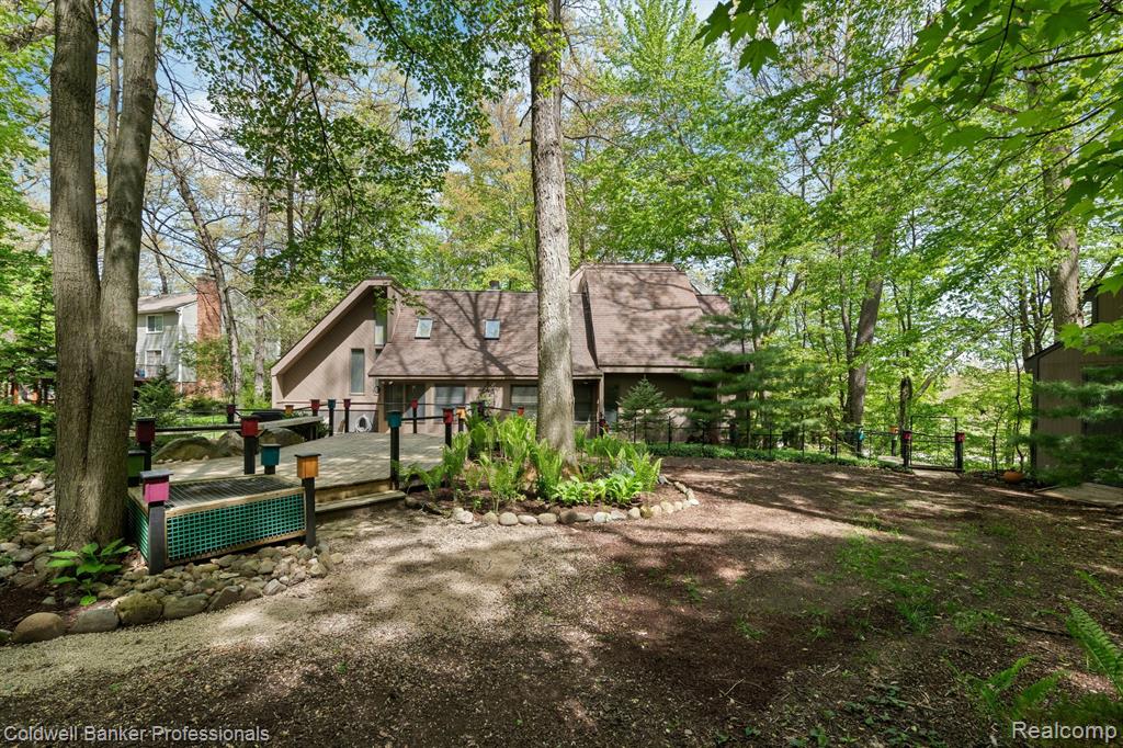 4943 CANYON OAKS Drive, Brighton, MI 48114 — Photo 53