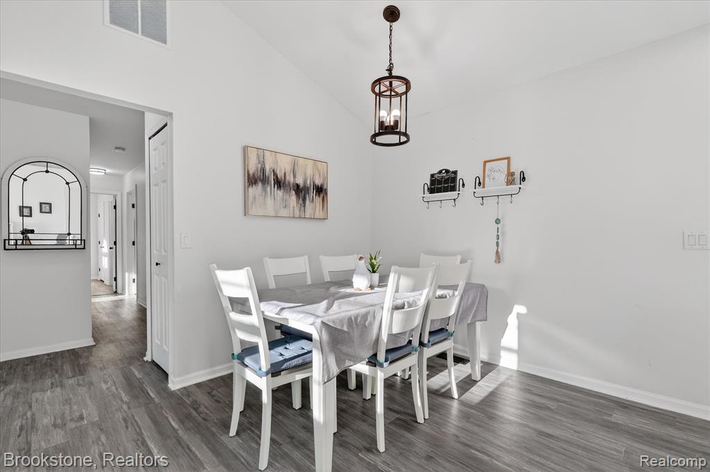 220 Oakbrooke Drive, 3, South Lyon, MI 48178 — Photo 17