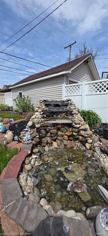 7701 APPOLINE Street, Dearborn, MI 48126 — Photo 43