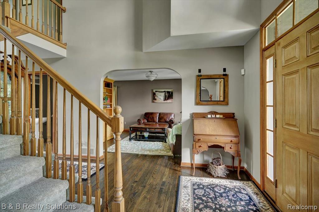 111 Amy Lynn Court, Metamora, MI 48455 — Photo 12