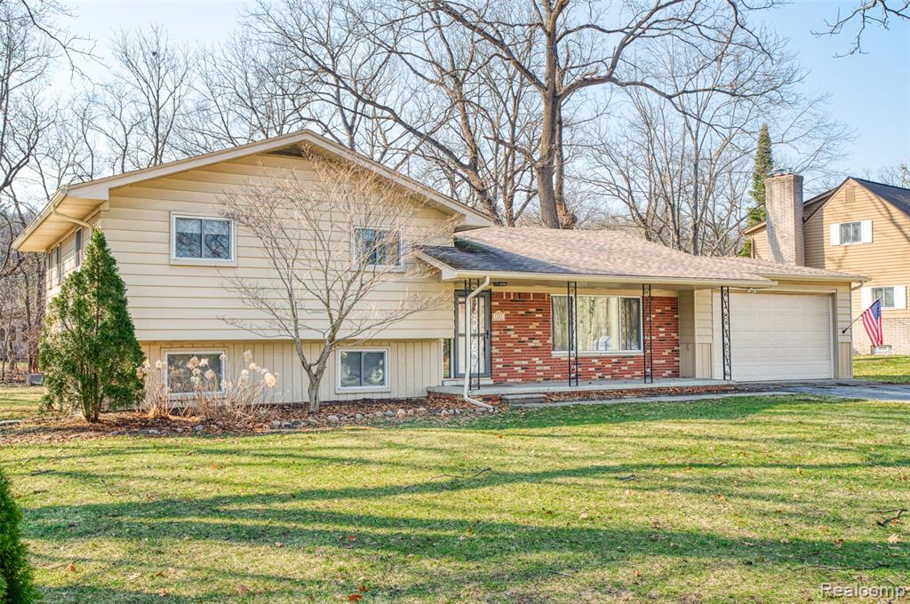 1243 Blue Heron Drive, Highland, MI — Photo 42