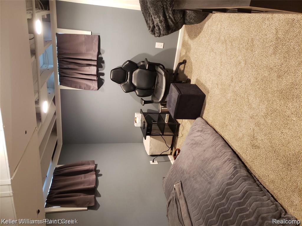6069 Brynthrop Drive, Shelby Twp, MI 48316 — Photo 17