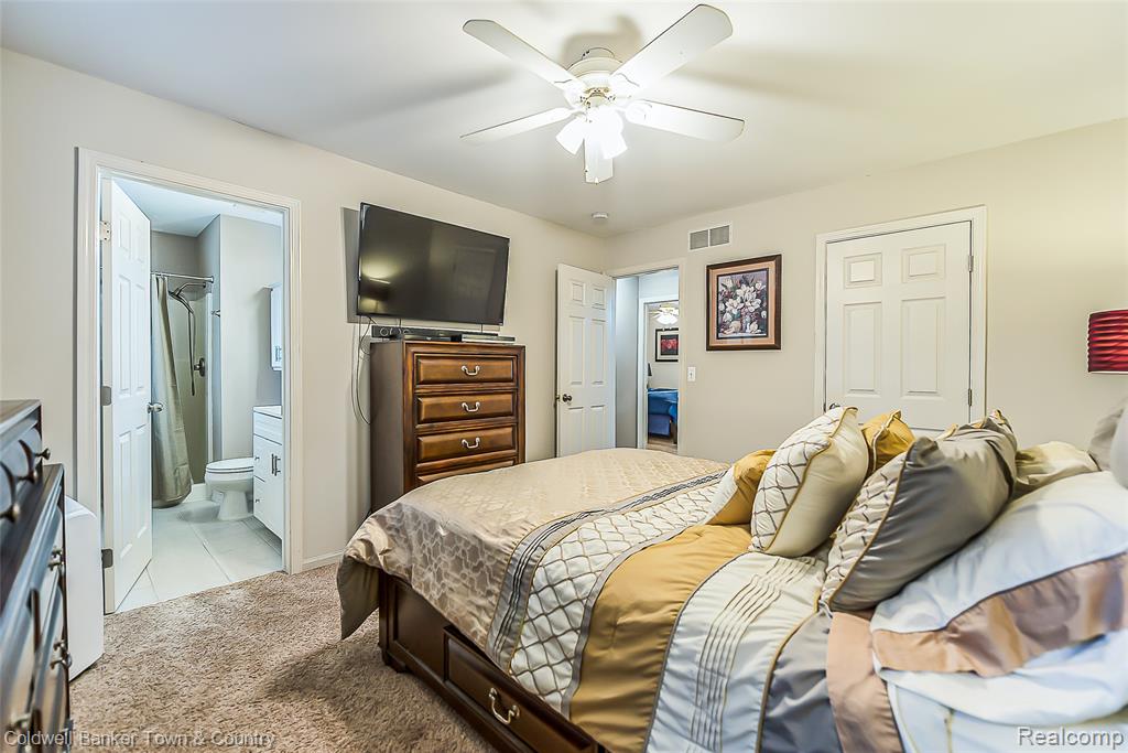 9305 Appleview Court, Brighton, MI 48116 — Photo 29