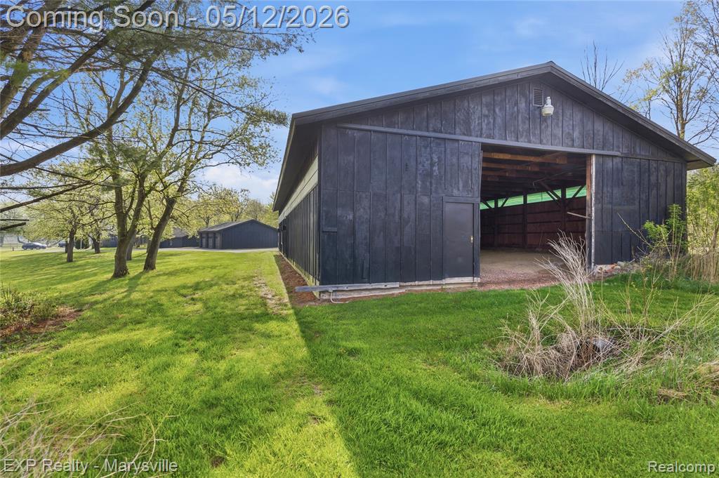 3345 Beach Road, Port Huron, MI 48060 — Photo 53