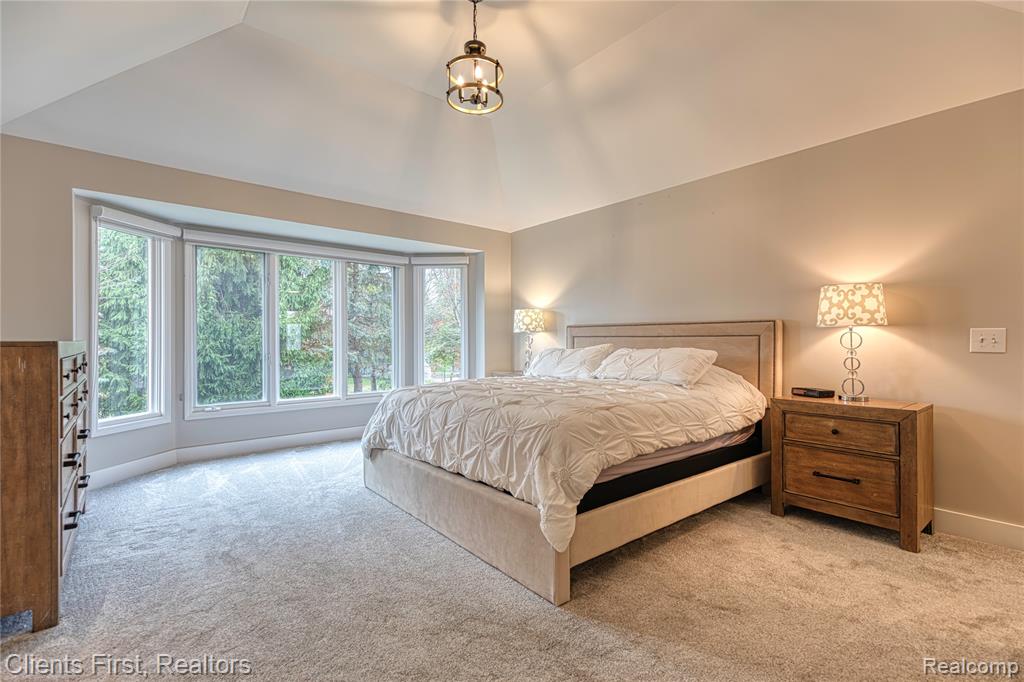 63605 Williamsburg, Washington, MI 48095 — Photo 32