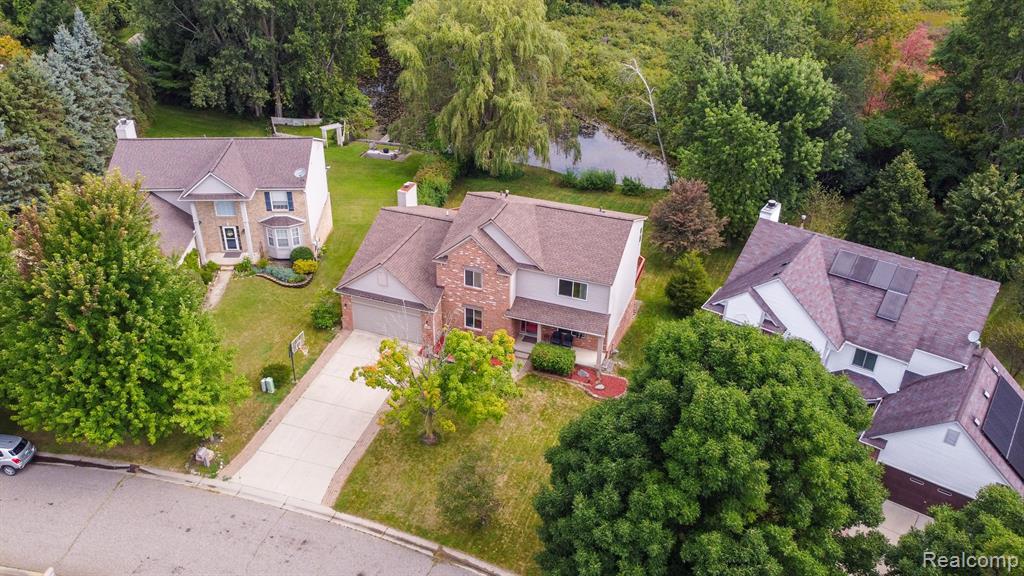 5470 MILL RACE Way, Commerce Twp, MI 48382 — Photo 58