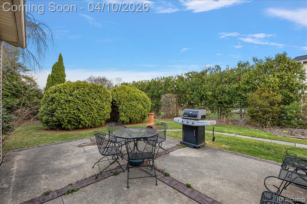 19246 Todd Drive, Clinton Twp, MI 48038 — Photo 30