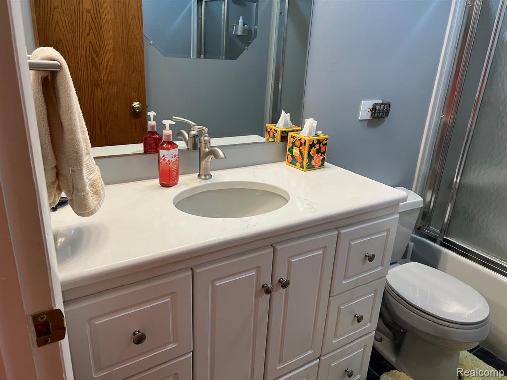 7369 Sheridan Road, Flushing, MI 48433 — Photo 18