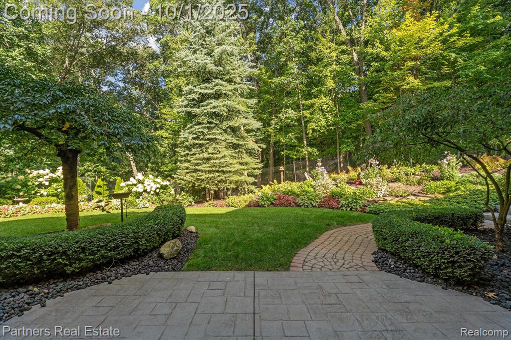 8044 Alta Vista Drive, Pinckney, MI 48169 — Photo 69